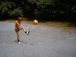 0DIA 1983 RAVAKAMP